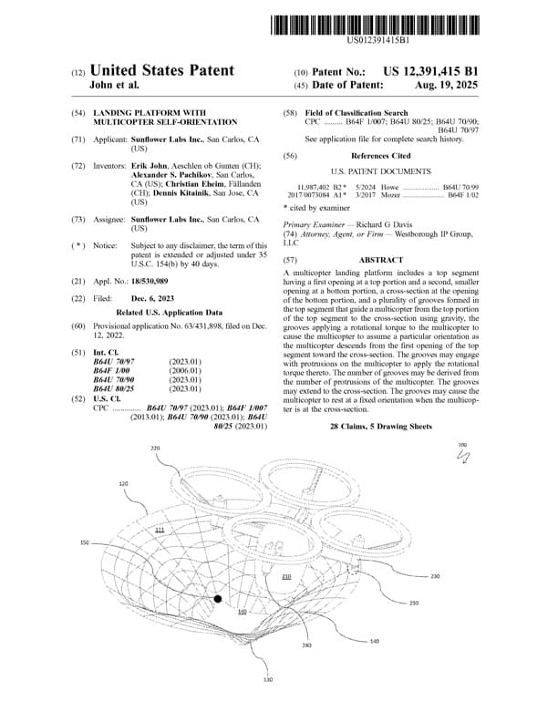 United States Patent - Landing platform with multicopter self-orientation